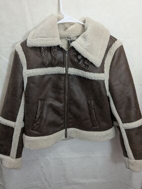 Brown Coat/Jacket W Adjustable Neck Belt